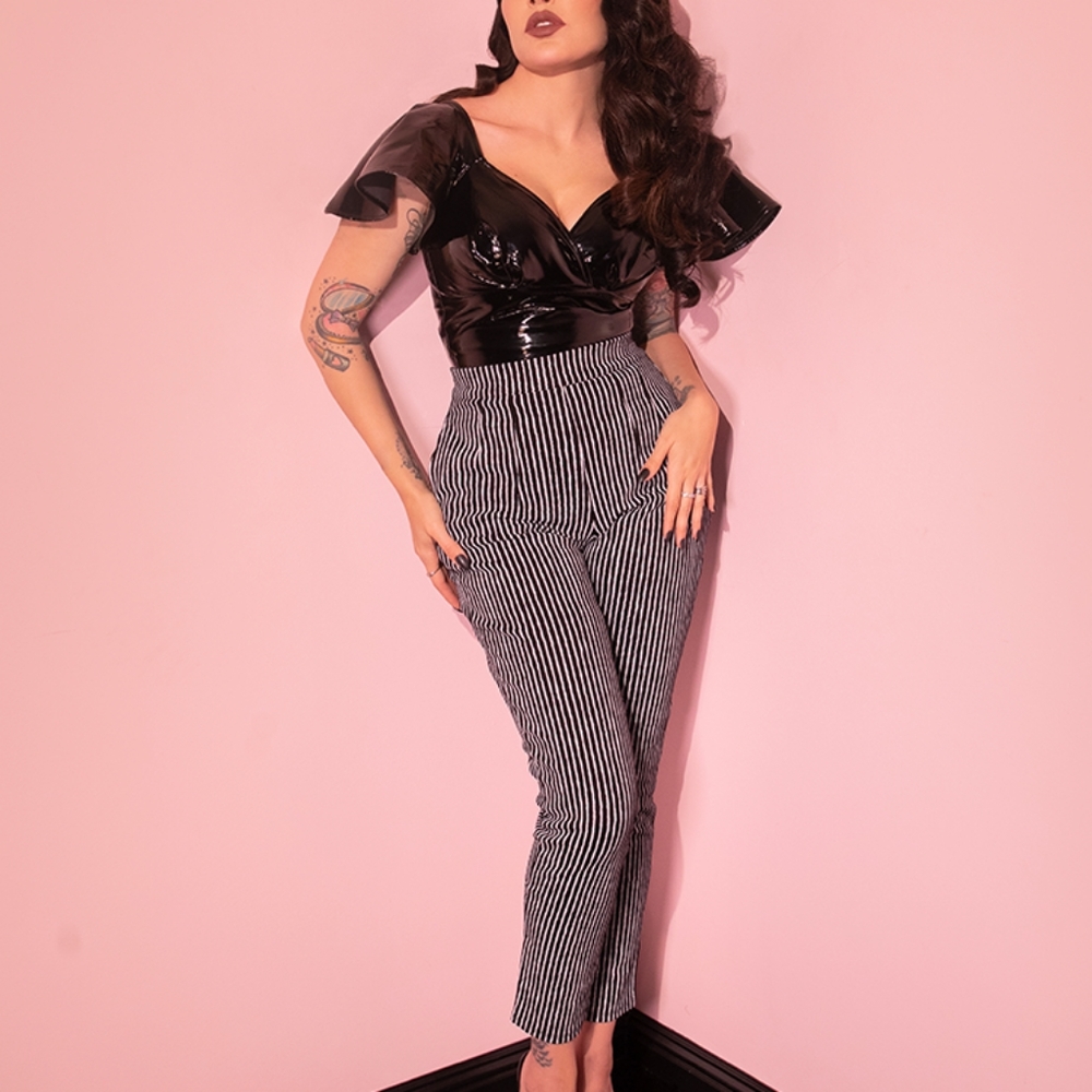 NWOT Vixen Black Stripe Cigarette Pants